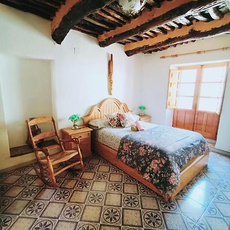 Villa Castano Real Atalbeitar Exterior foto